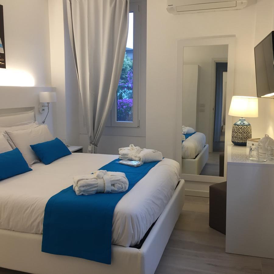 Residenza Elisa Bed & Breakfast Desenzano del Garda Exterior photo