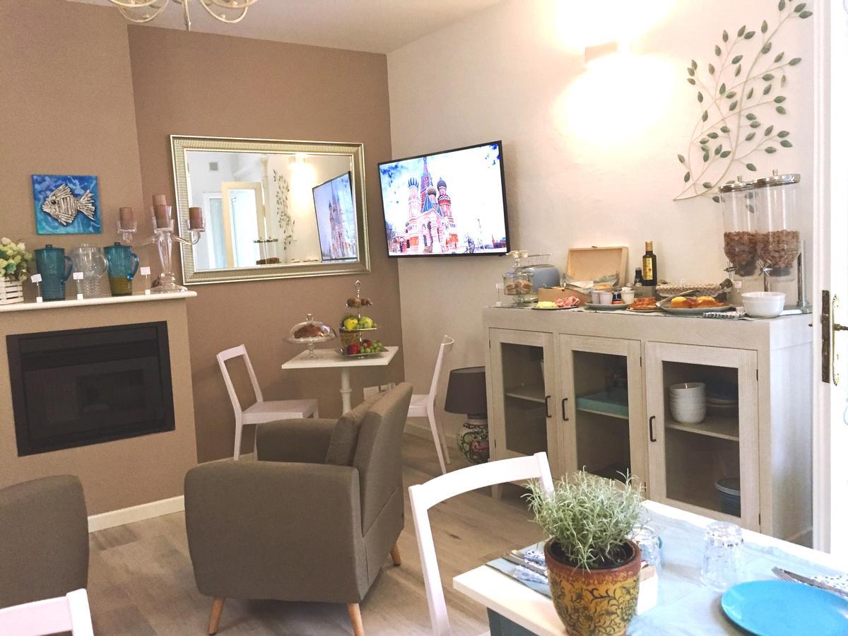 Residenza Elisa Bed & Breakfast Desenzano del Garda Exterior photo