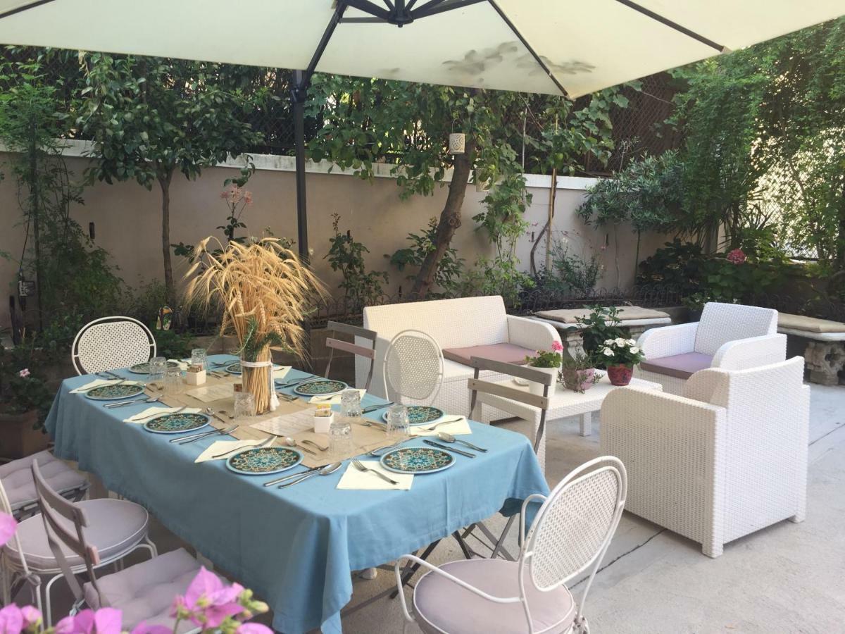 Residenza Elisa Bed & Breakfast Desenzano del Garda Exterior photo